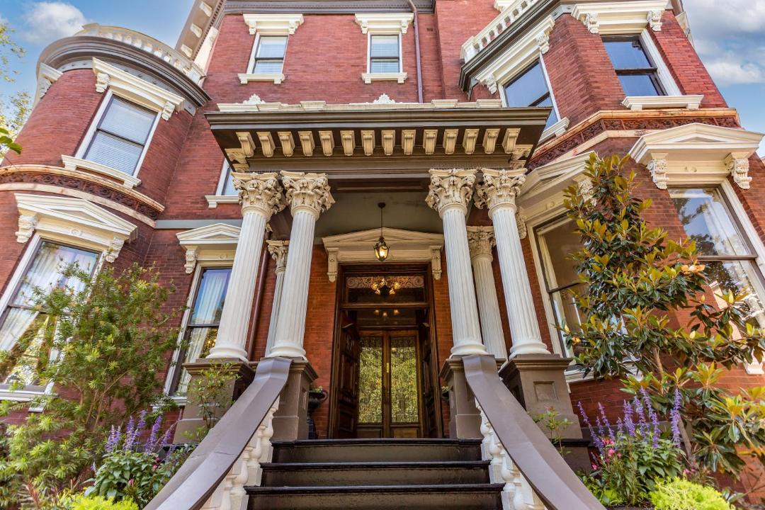 Photo of Others in Historic District - North