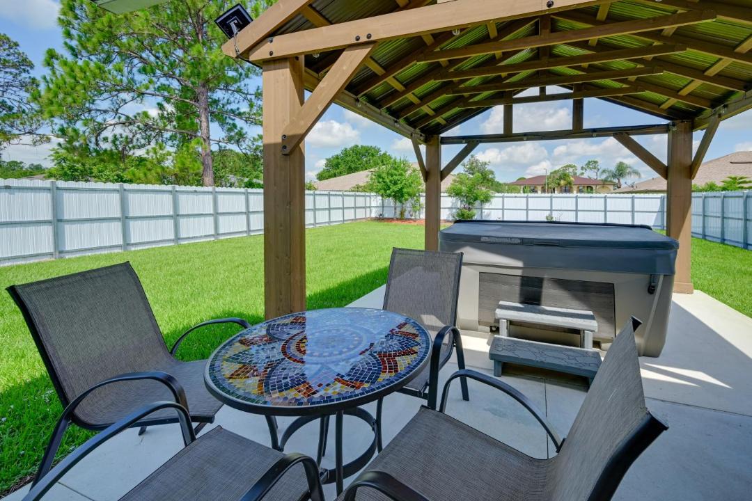 Photo of Patio Balcony in Sun 'N Lake