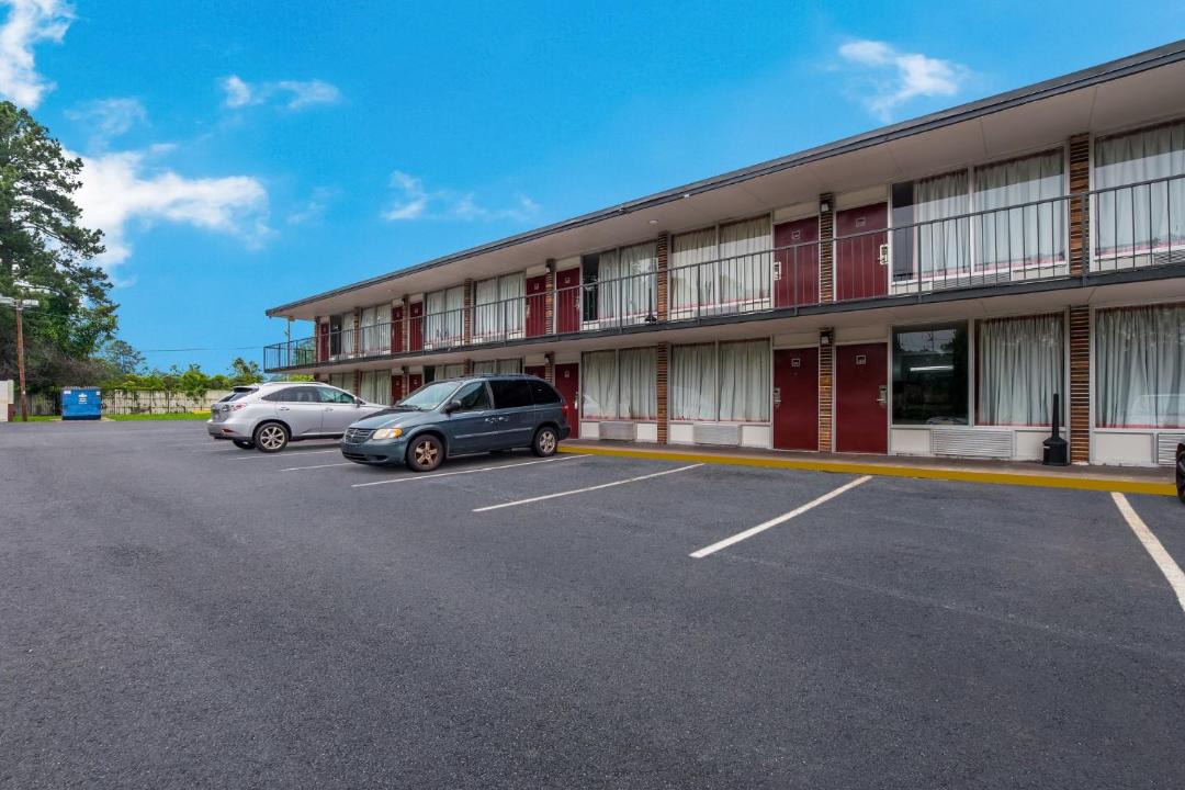 Photo of Buildings in West Columbia