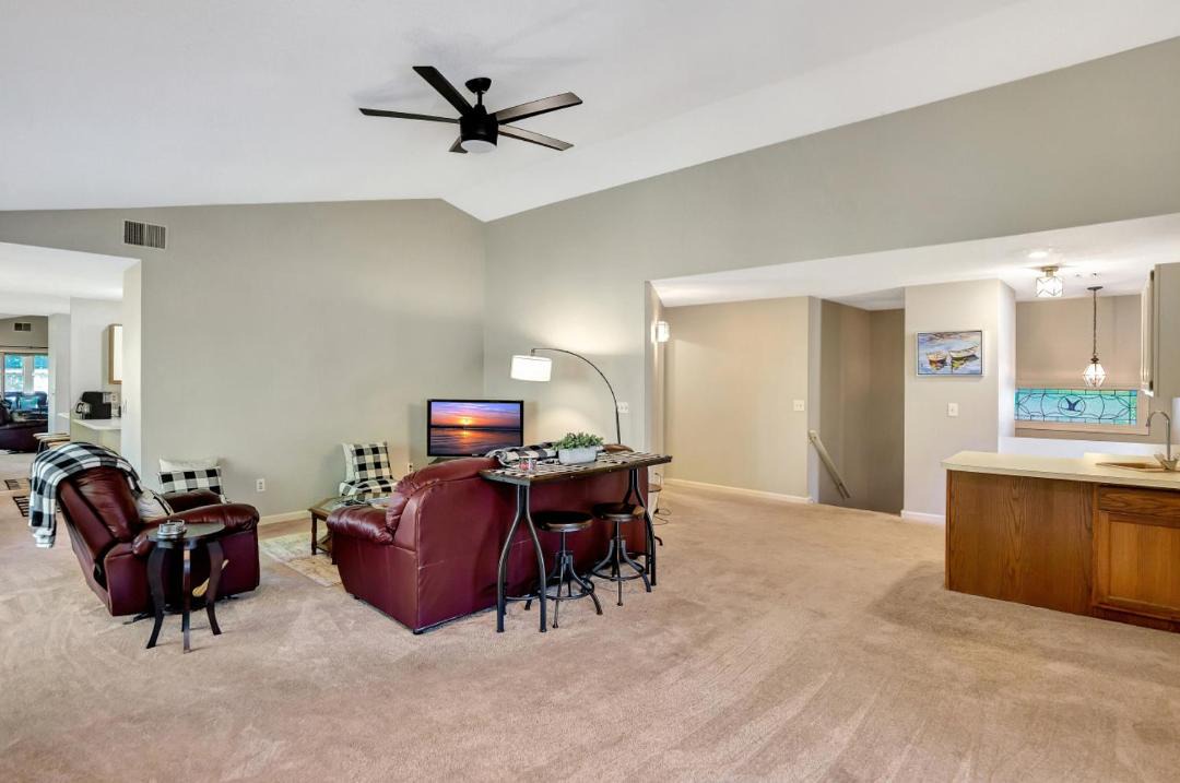 Photo of Livingroom in Salem