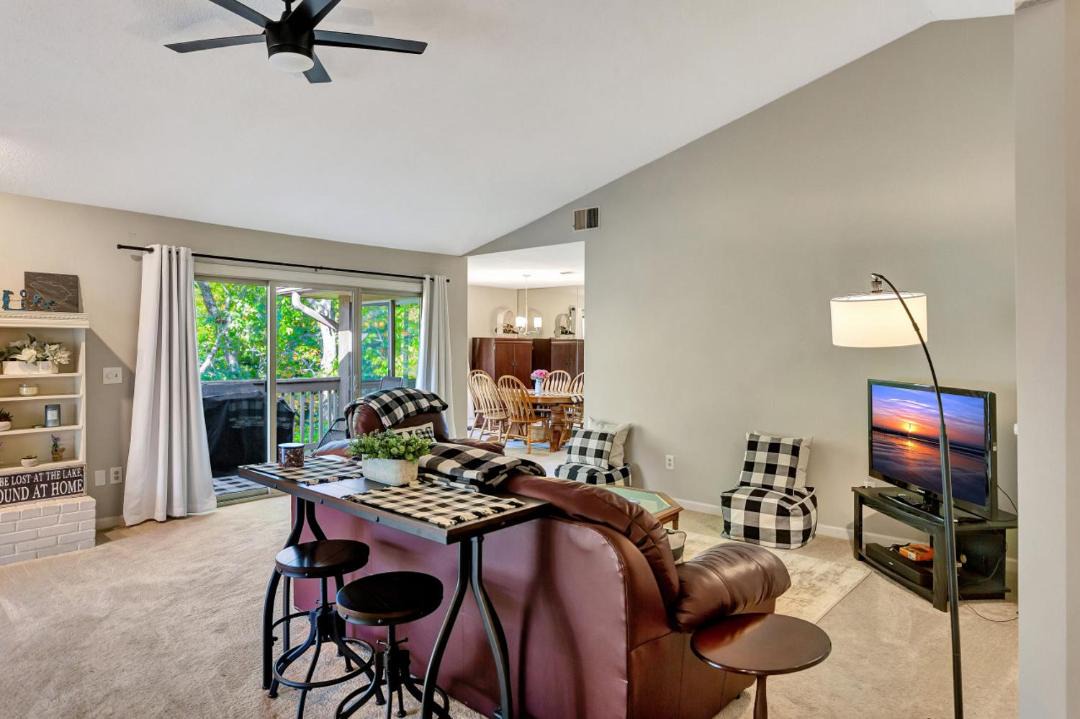 Photo of Livingroom in Salem