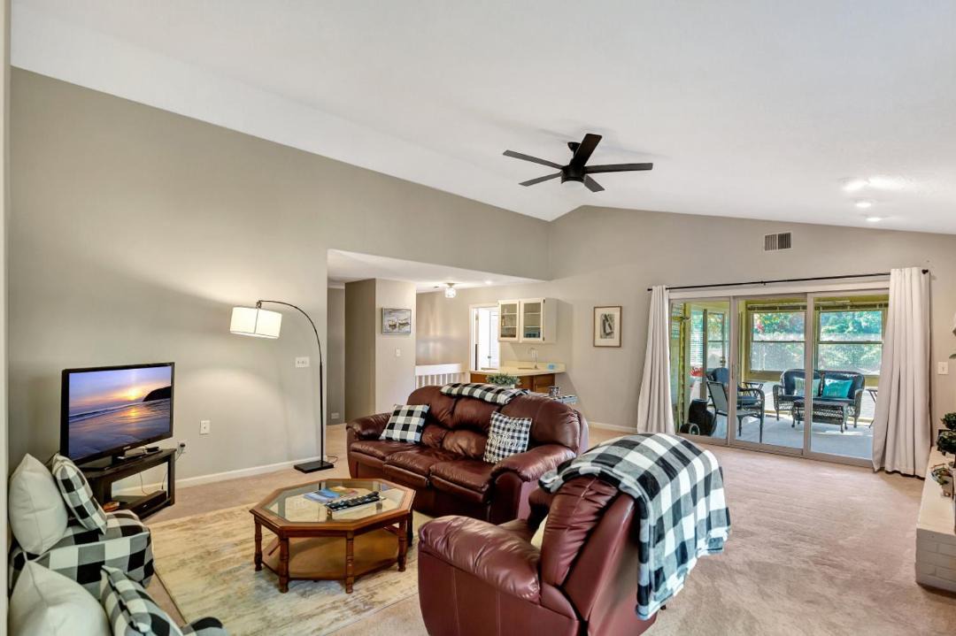 Photo of Livingroom in Salem