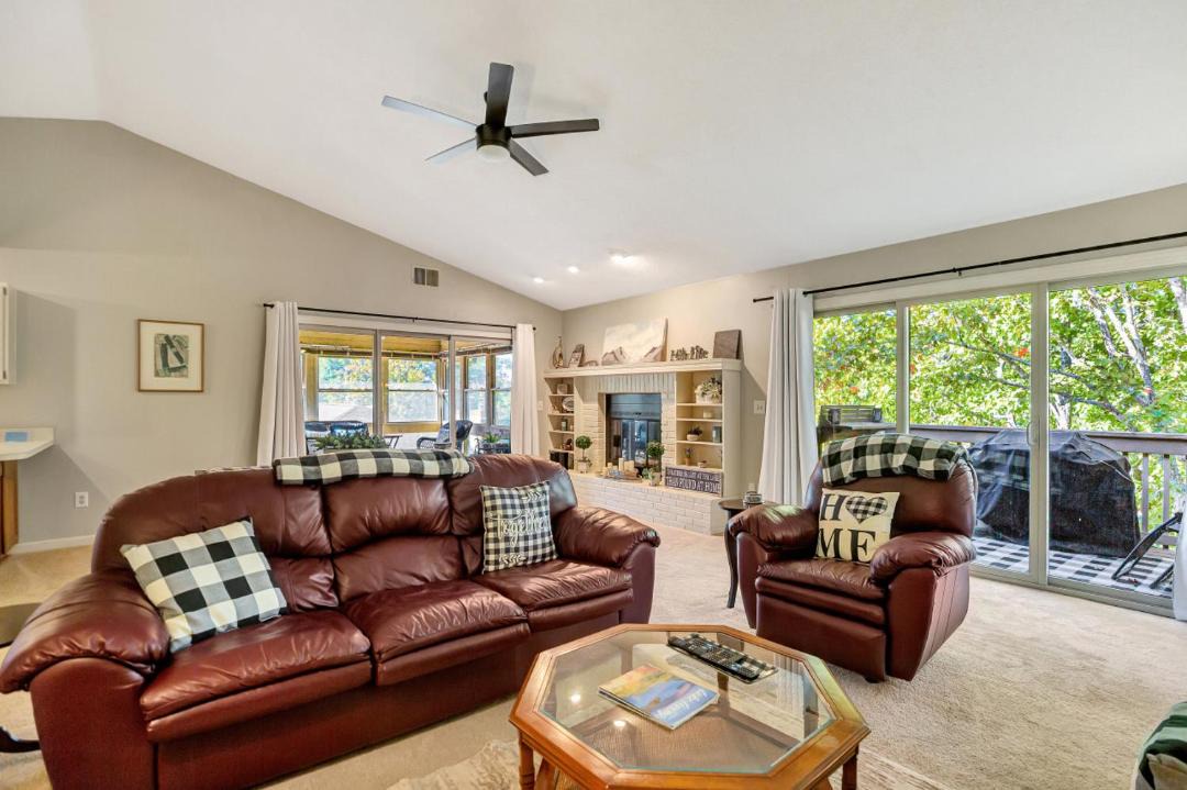 Photo of Livingroom in Salem