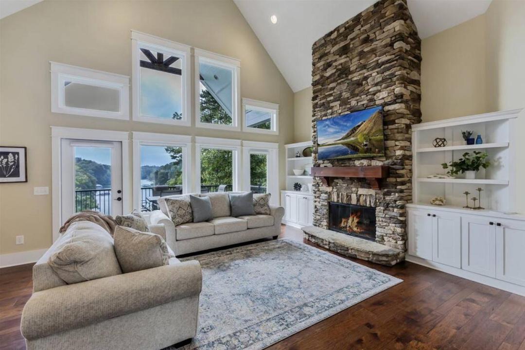 Photo of Livingroom in West Union