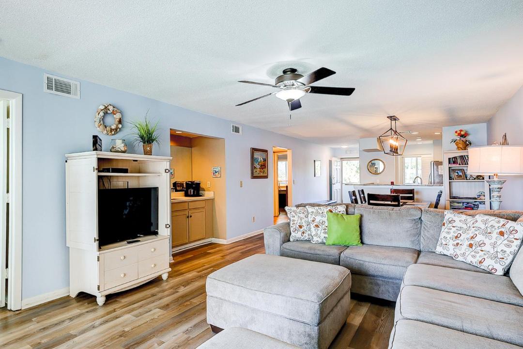Photo of Livingroom in Folly Beach