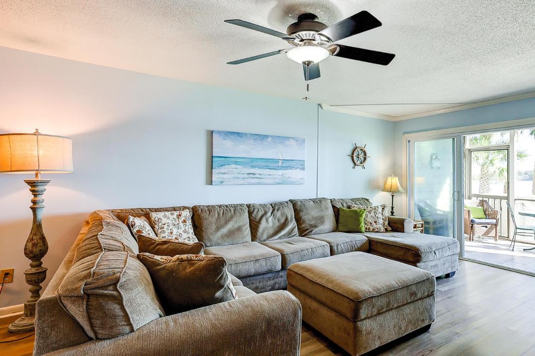 Photo of Livingroom in Folly Beach