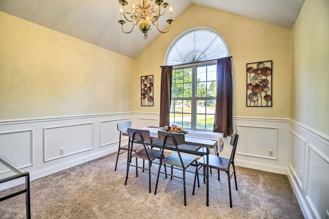 Photo of Livingroom in Hinesville