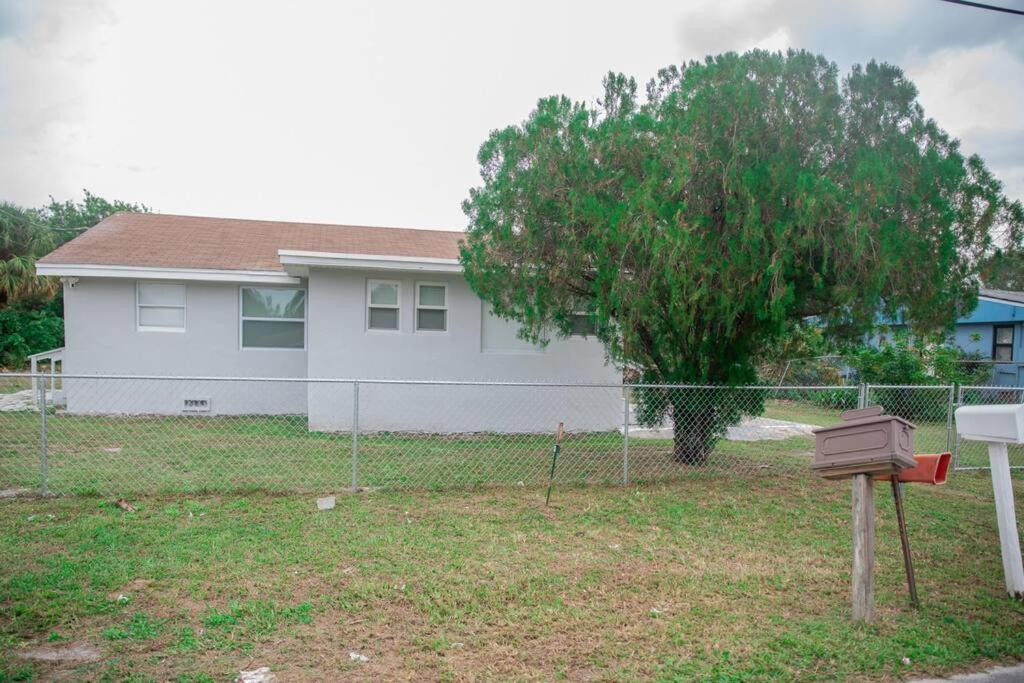 Photo of Buildings in Gifford