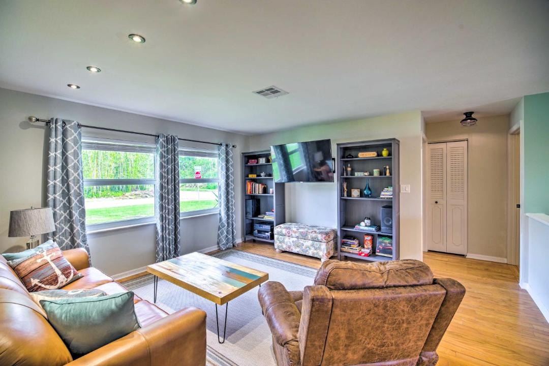 Photo of Livingroom in Lakewood Park