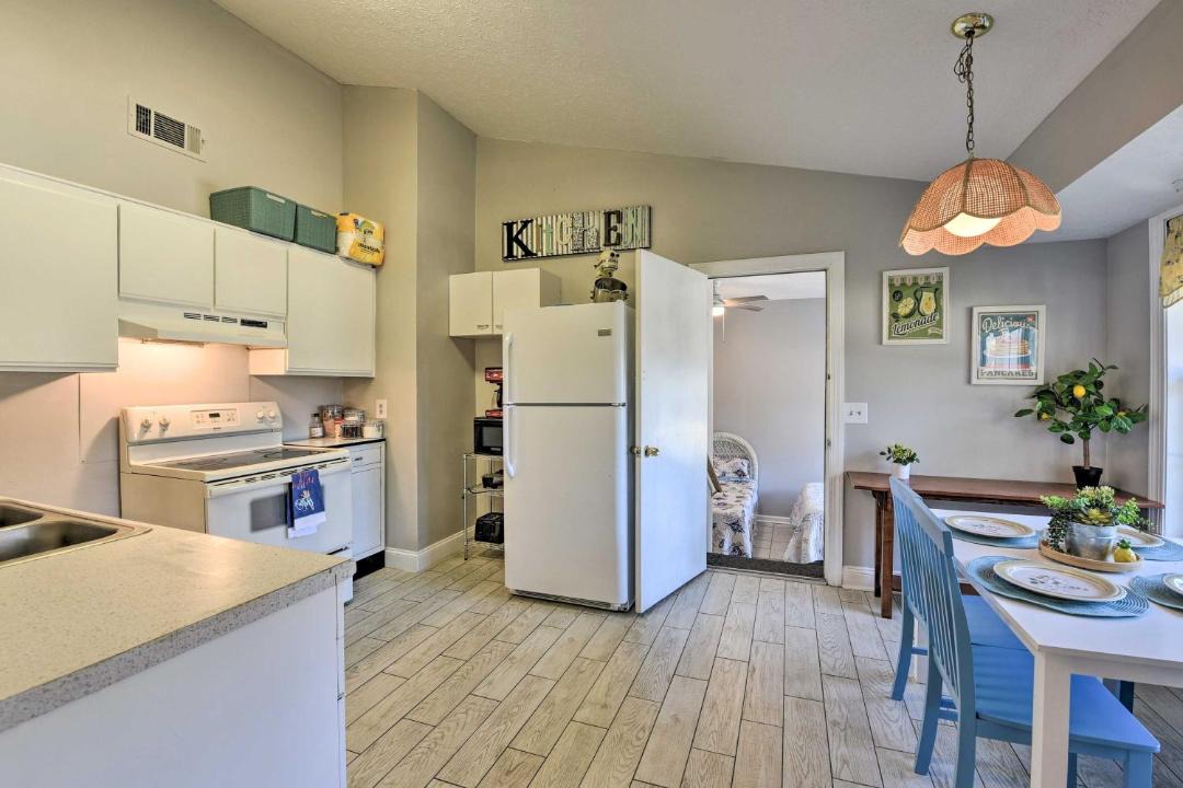 Photo of Kitchen in Whitemarsh Island