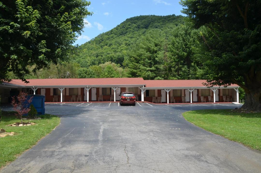 Photo of Others in Maggie Valley
