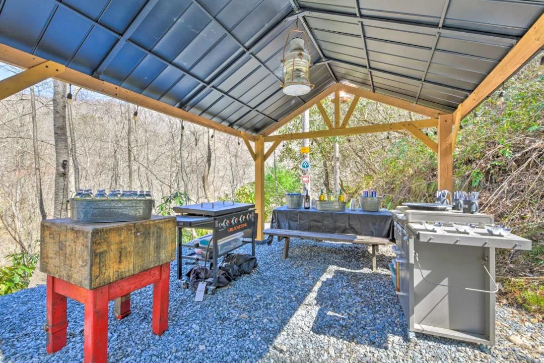 Photo of Patio Balcony in Bryson City