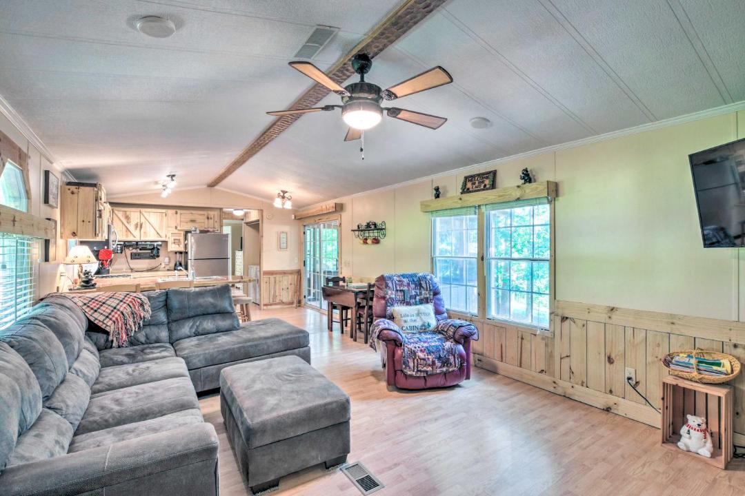 Photo of Livingroom in Fair Play
