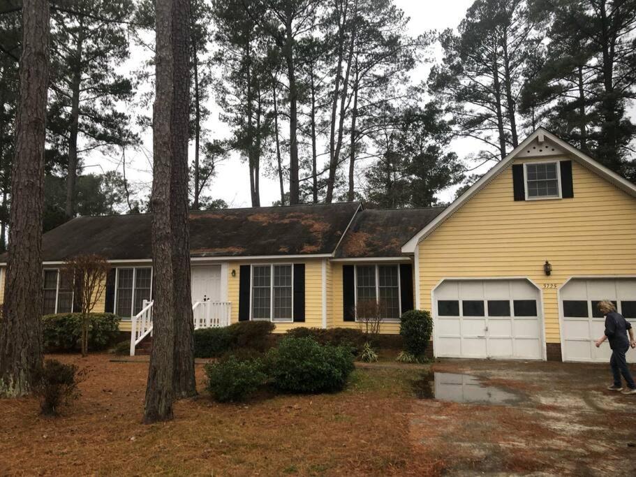 Photo of Buildings in Seven Oaks