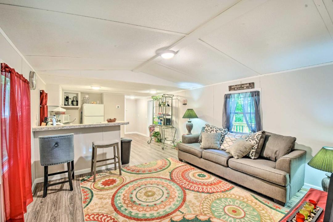 Photo of Livingroom in Gainesville