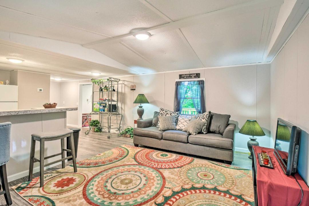 Photo of Livingroom in Gainesville