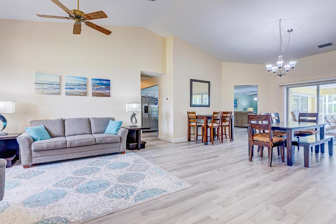 Photo of Livingroom in Sebastian Highlands