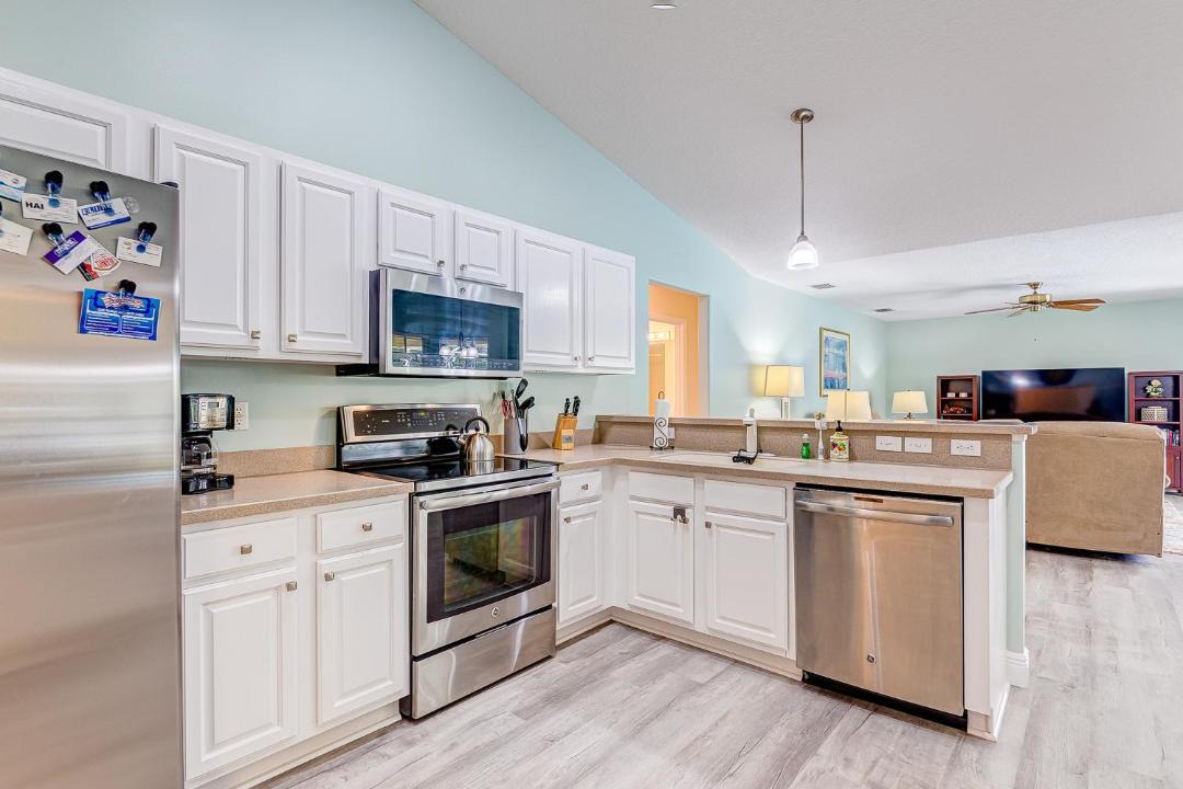 Photo of Kitchen in Sebastian Highlands