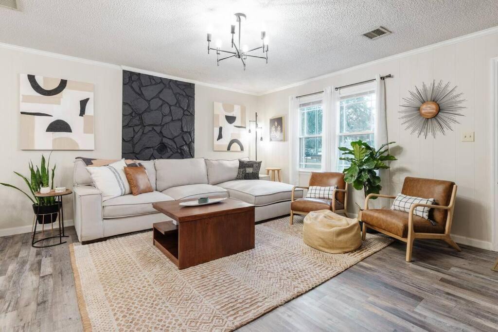 Photo of Livingroom in Boiling Springs