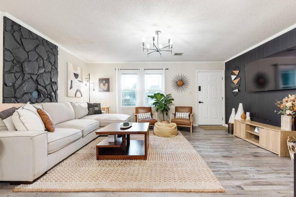 Photo of Livingroom in Boiling Springs
