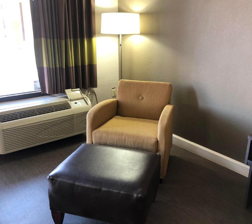 Photo of Livingroom in Orangeburg