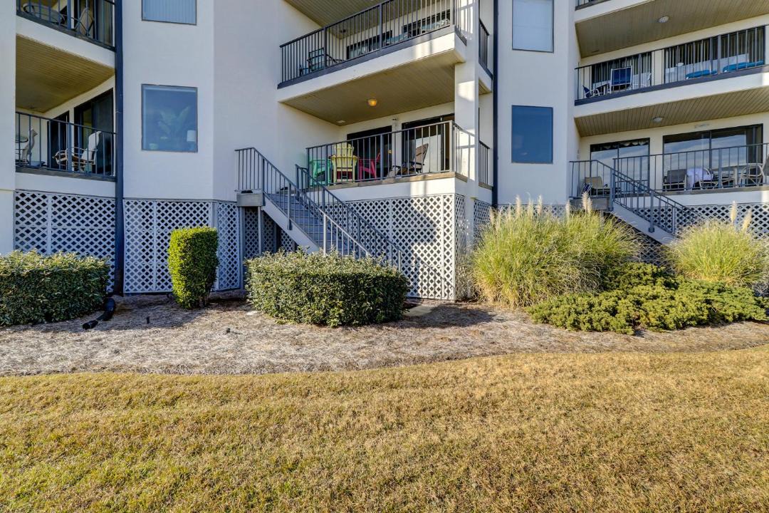 Photo of Patio Balcony in Folly Field