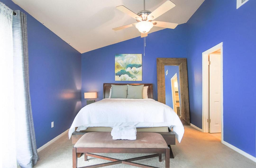 Photo of Bedroom in Historic District - North