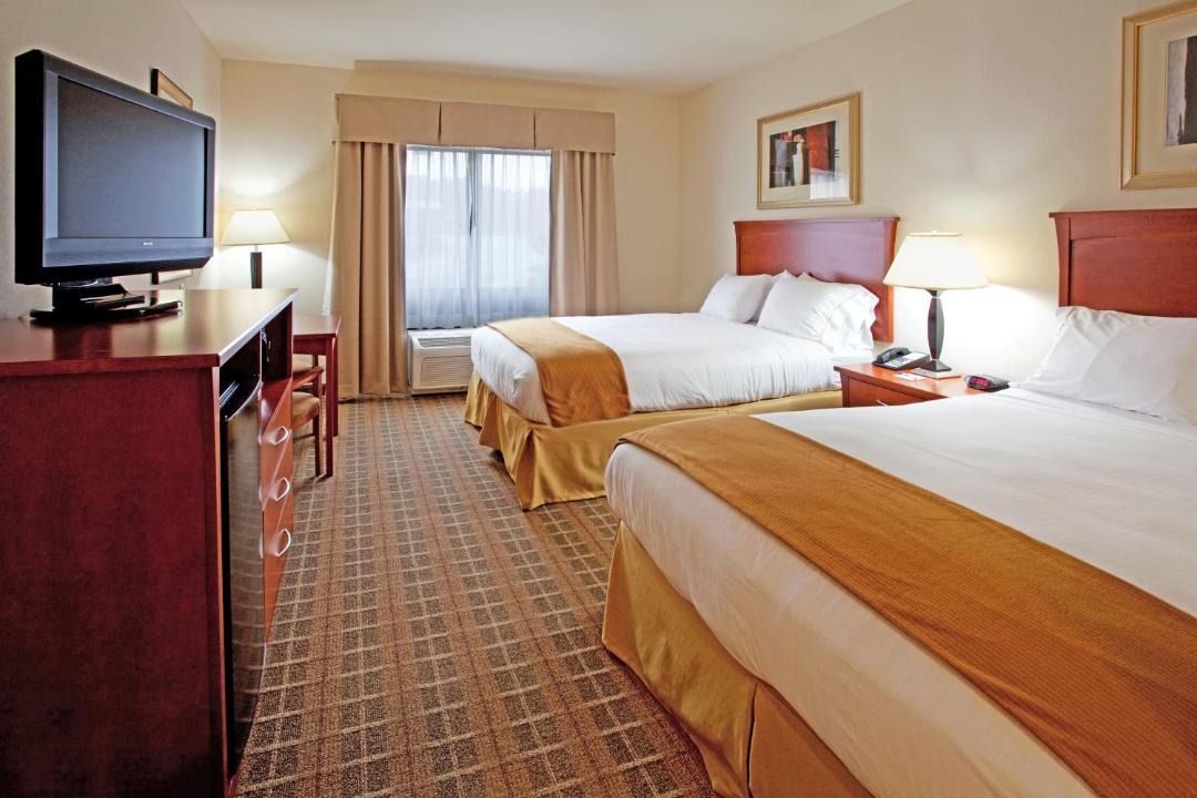 Photo of Bedroom in Hardeeville