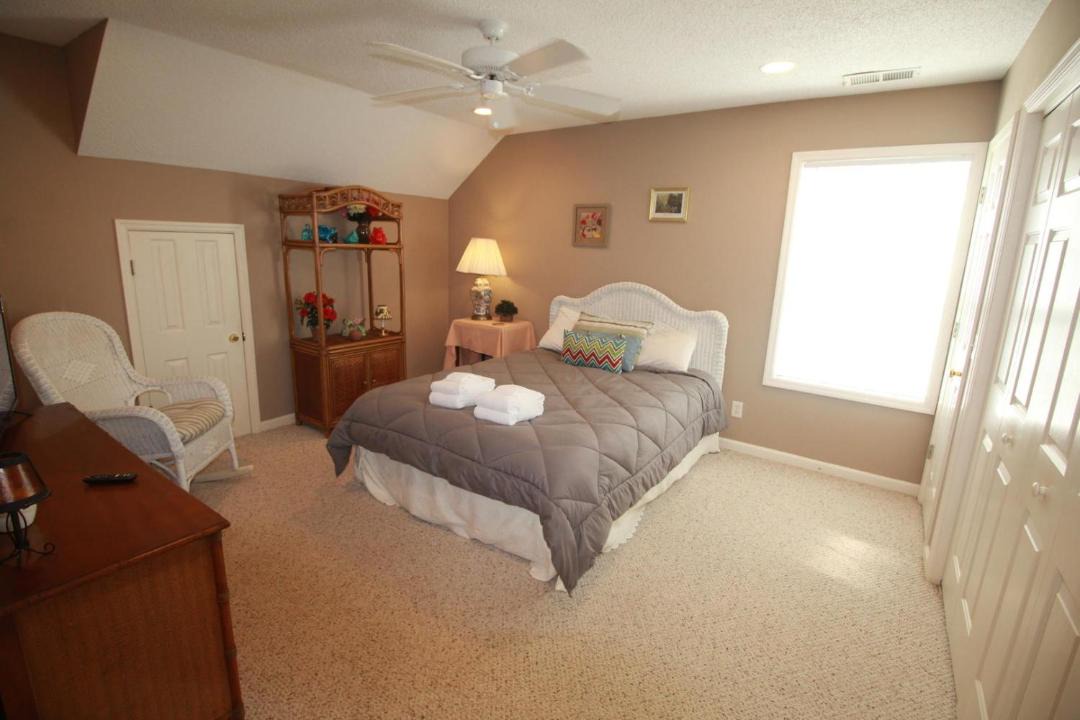 Photo of Bedroom in Saint Helena Island