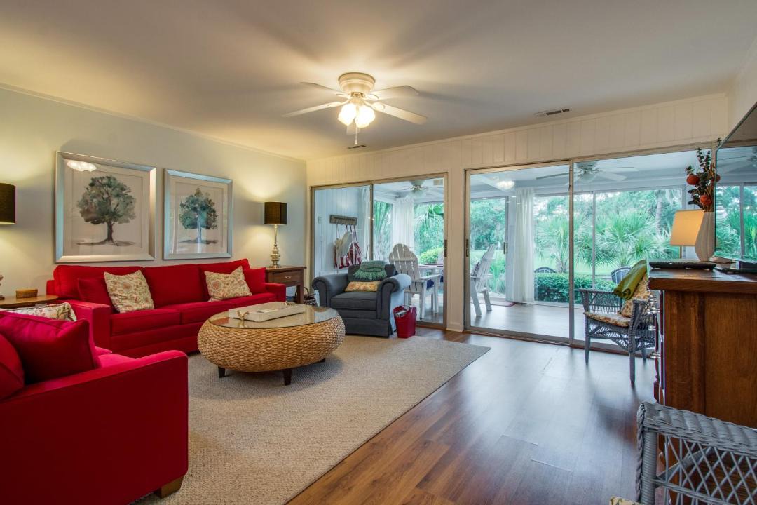 Photo of Livingroom in Sea Pines