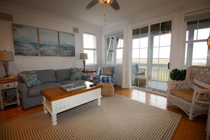 Photo of Livingroom in Bonito Boathouses