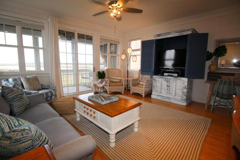 Photo of Livingroom in Bonito Boathouses