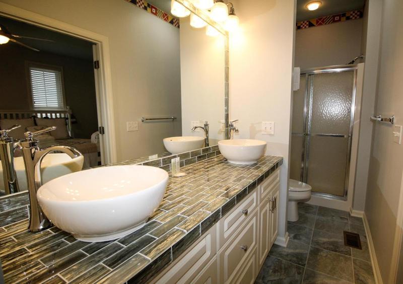 Photo of Bathroom in Bonito Boathouses