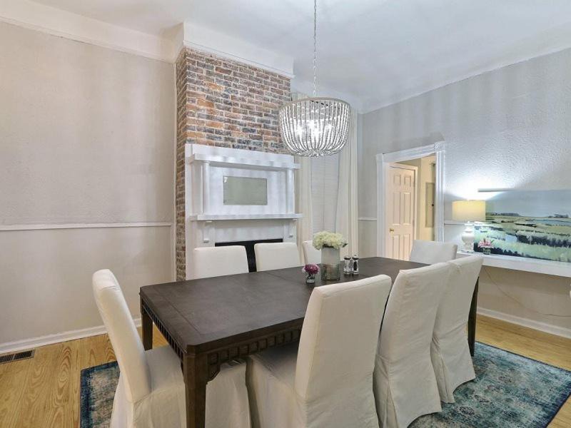 Photo of Livingroom in Beach Institute