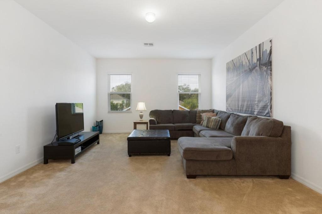 Photo of Livingroom in Veranda Palms