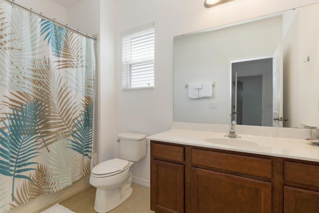 Photo of Bathroom in Veranda Palms