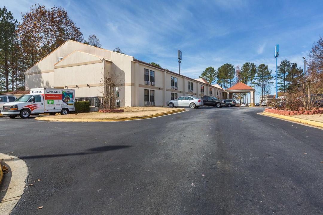 Photo of Buildings in Suwanee