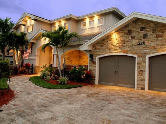 Photo of Buildings in Palm River Estates