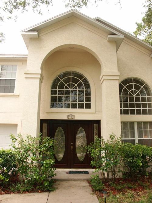 Photo of Buildings in Doral Woods