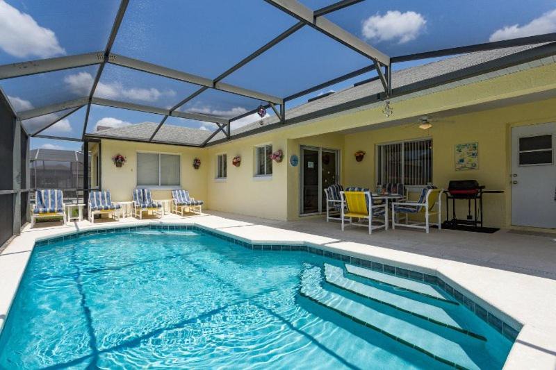 Photo of Outdoor in Hillcrest Estates