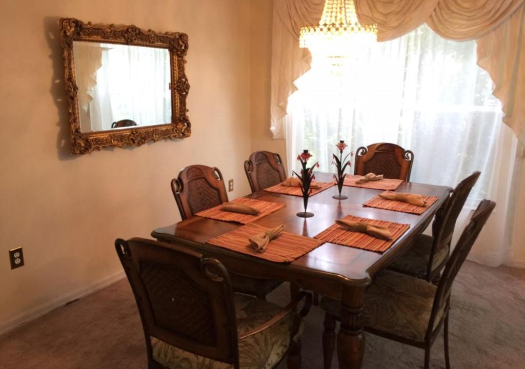 Photo of Livingroom in Doral Woods