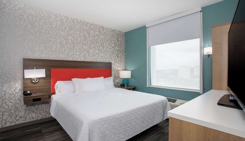 Suite, 1 King Bed