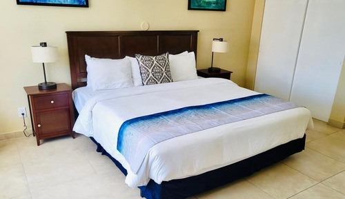 Studio, 1 King Bed