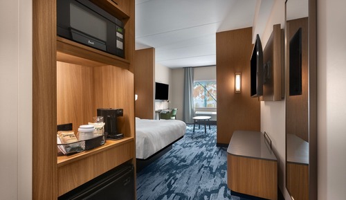 Suite, 1 King Bed with Sofa bed, Accessible Bathtub