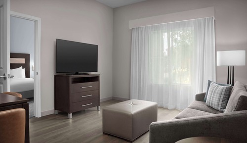 Suite, 2 Queen Beds, Accessible (Roll-in Shower)