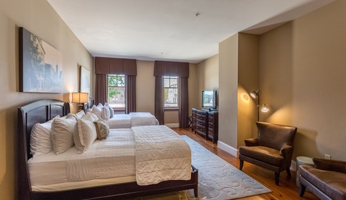 Standard Room, 2 Queen Beds (3)