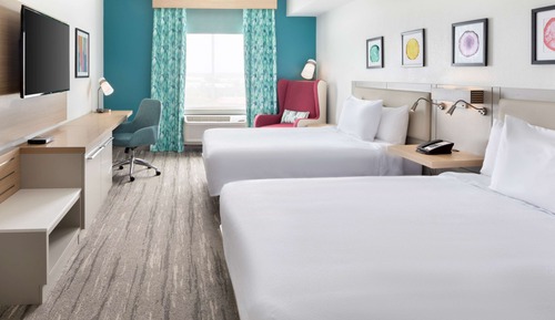 2 Queen Beds