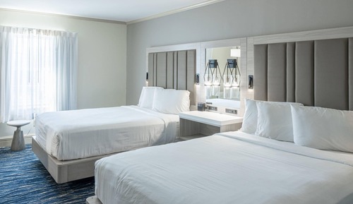 Standard Room, 2 Queen Beds, Non Smoking