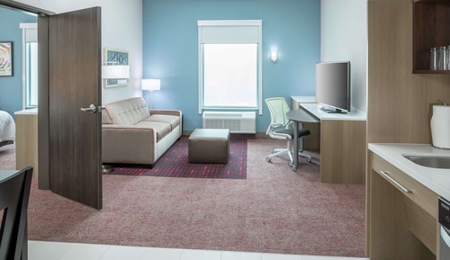 Suite, 1 King Bed, Accessible (Roll-In Shower)