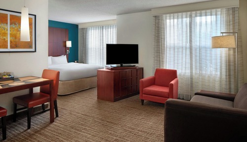 1 King Suite